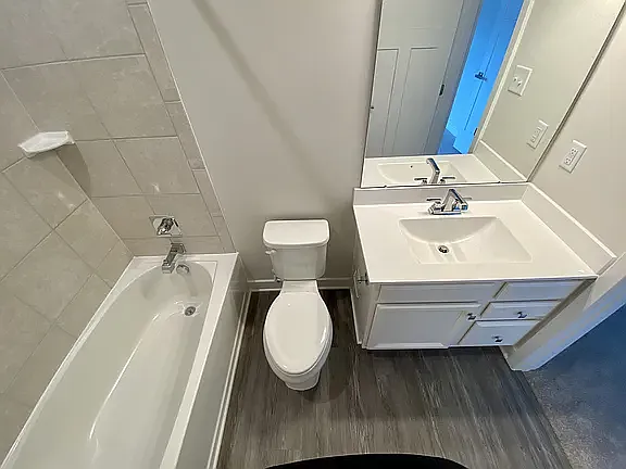 4701 Manor Crossing Pl — Photo 24