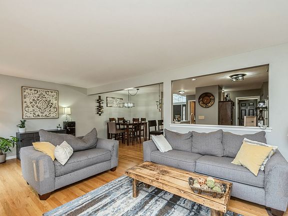 5th image of 410 Kresswood Dr #410