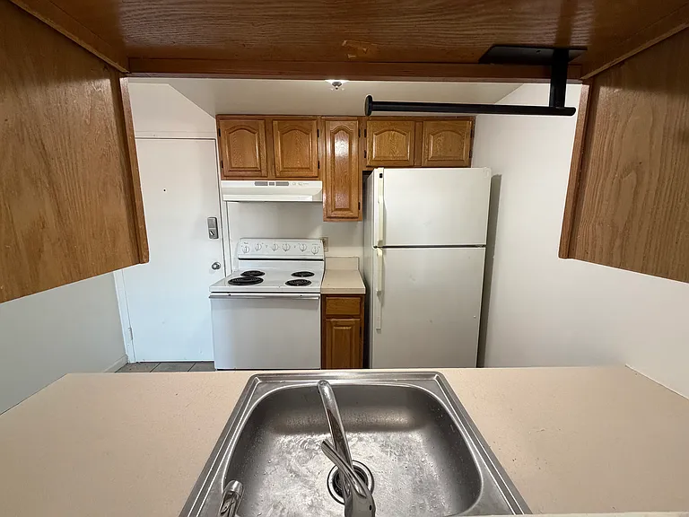 632 S Fawn St #9 — Photo 3