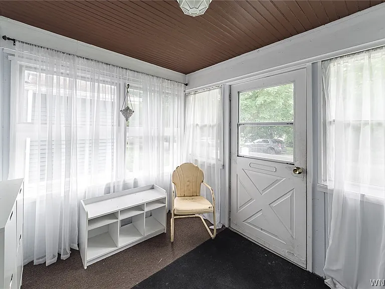 298 Cumberland Ave — Photo 2