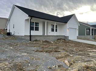 104 Fox Harbor Dr, Danville, KY 40422