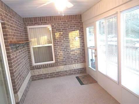 2nd image of 1592 Meadowhill Dr