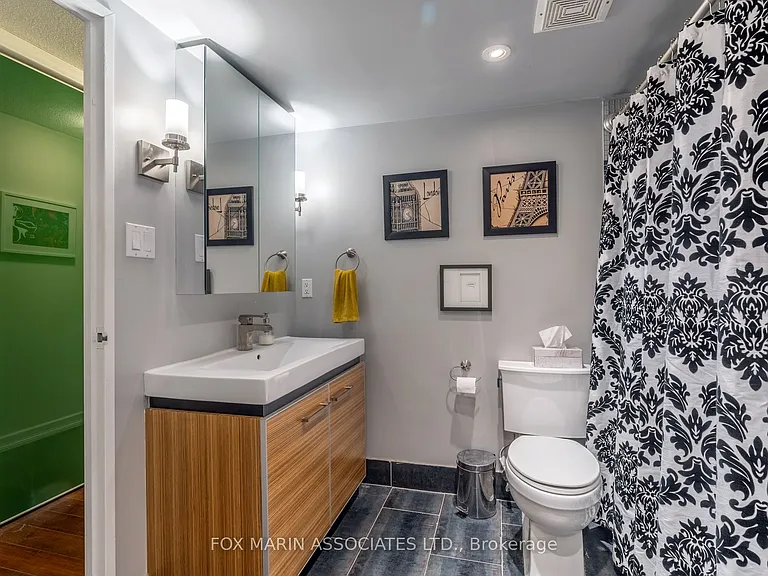 256 Jarvis St #10D — Photo 20
