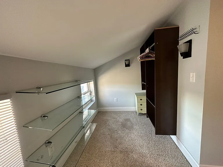 305 S Ann St — Photo 21