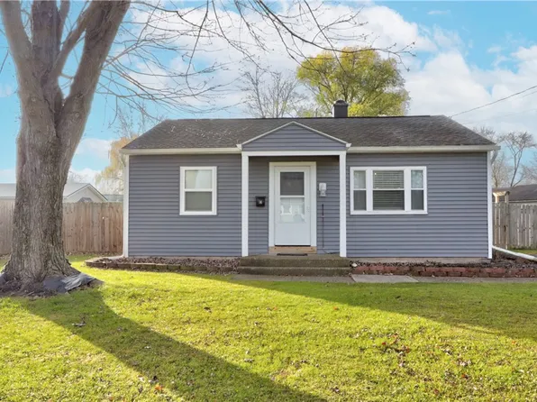 14 Seneca Manor Dr, Seneca Falls, NY 13148