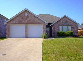 137 Magnolia Ln, Rockwall, TX 75032