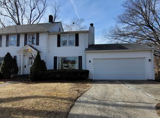 1301 7th Ave, Sterling, IL 61081