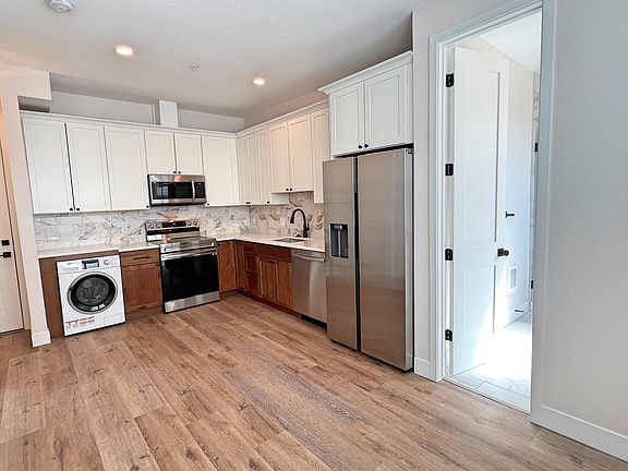 5th image of 3327 N Tejon St #16211583