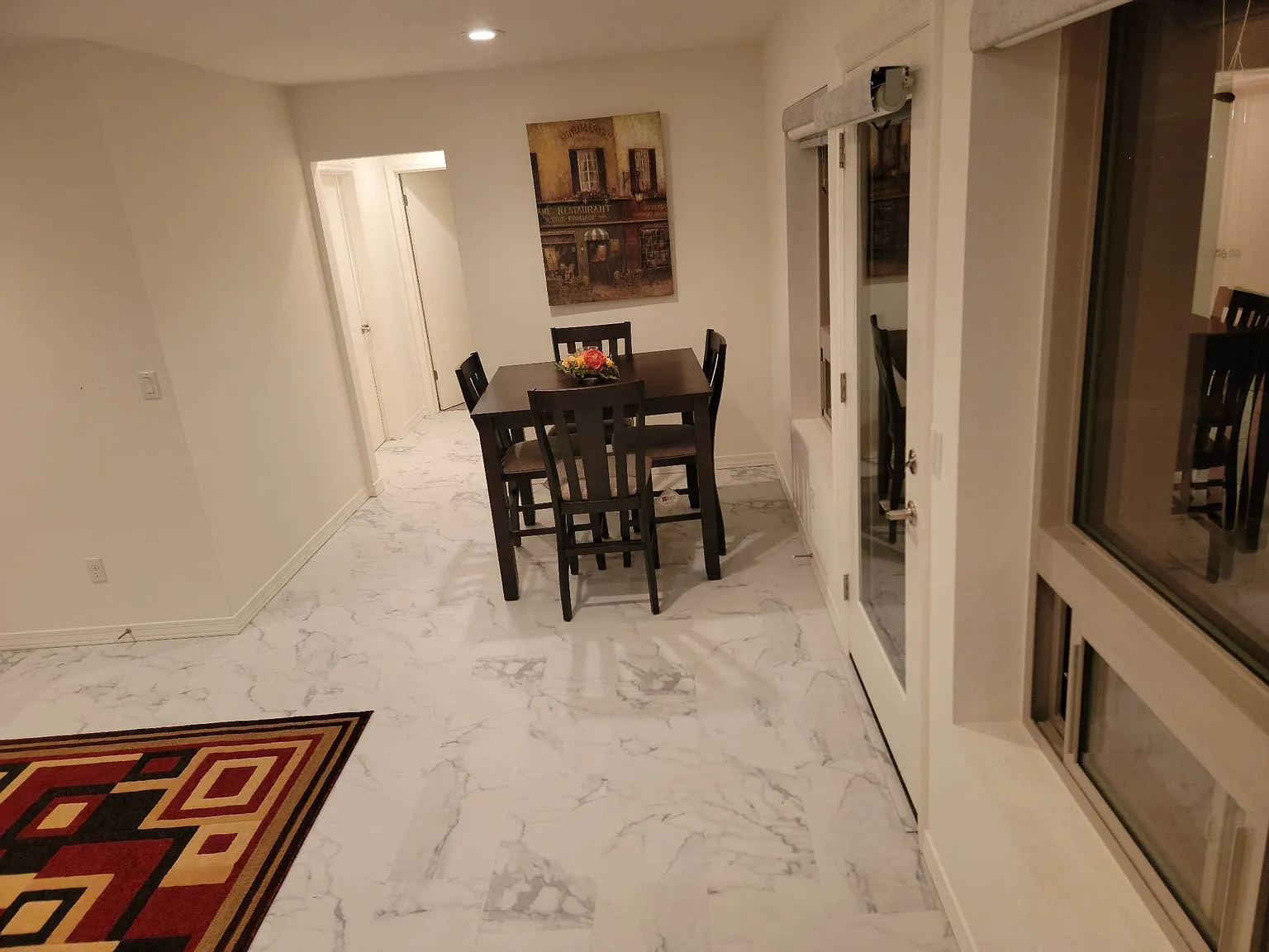 212 E Ridge Ln — Photo 4