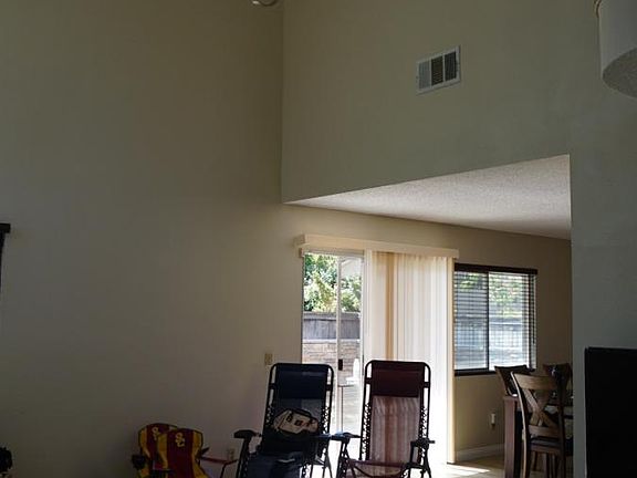 Living room-high ceiling