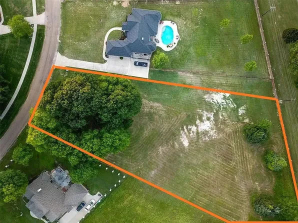 107 Cape Shore Dr, Kemp, TX 75143