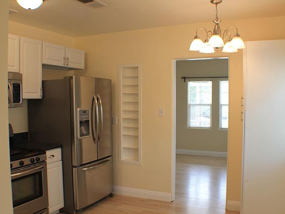 4th image of 2119 W Monterey Ave