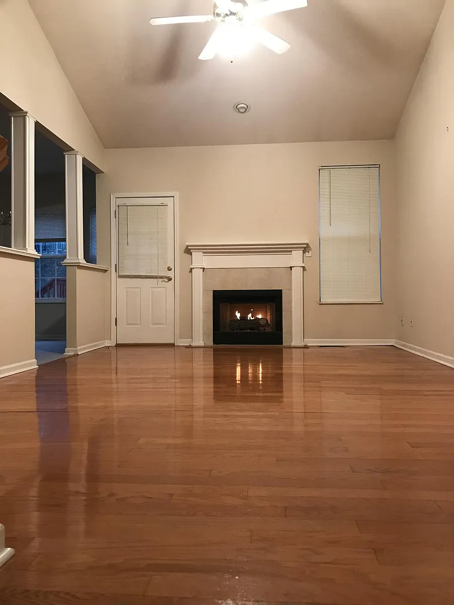 Building Photo - 6701 Creekhead Dr
