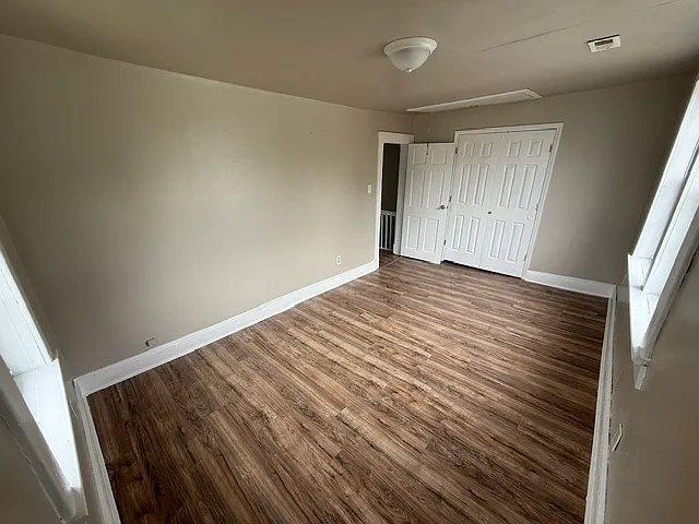 627 Rolfe St — Photo 12