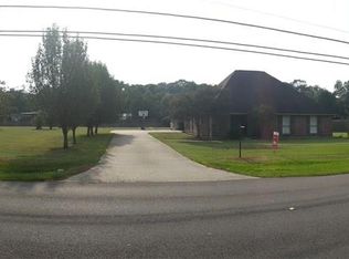 29653 S Satsuma Rd, Livingston, LA 70754