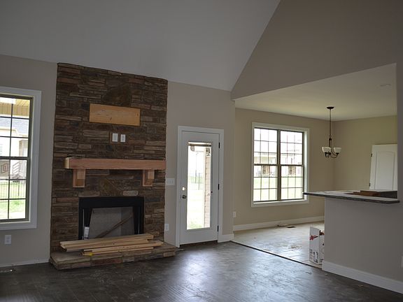 4th image of 1029 Chagford Dr