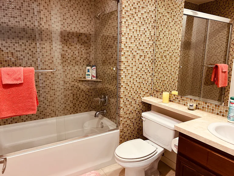 Hairdryer, shampoo, conditioner and bodywash is also included in addition to towels
