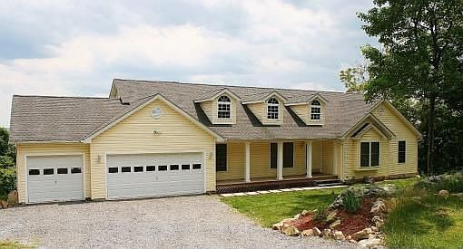 1st image of 116 Laverne Dr