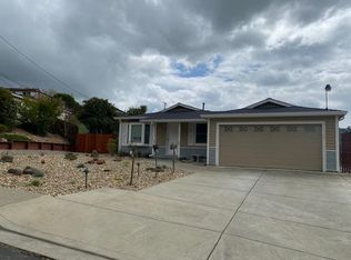 2468 Paloma St, Pinole, CA 94564