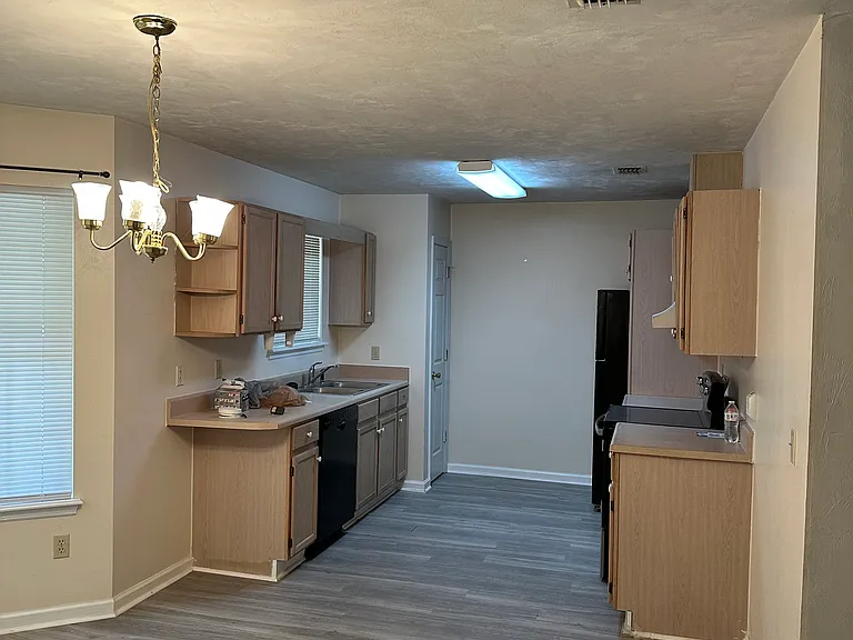 8532 Bannerman Bluff Dr — Photo 3