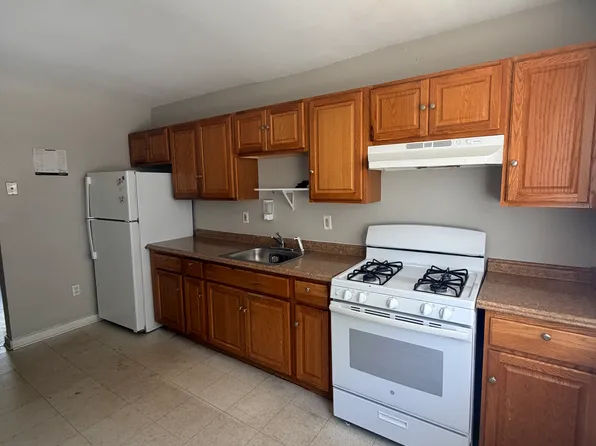 106 Fulton St, New Haven, CT