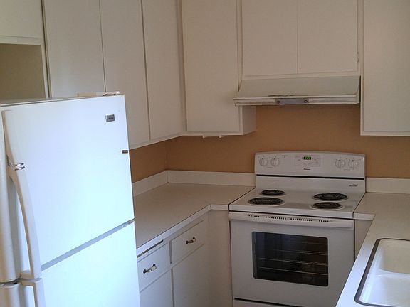 Lots of Counter Space