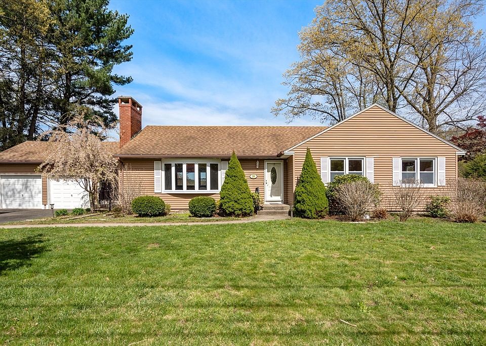 1st image of 29 Llewellyn Dr