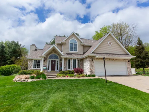 68095 Telegraph Ct, Lakeville, IN 46536