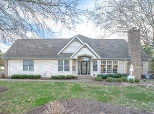 5232 Wolf Run Village Ln, Erie, PA