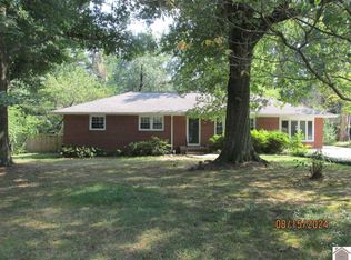 156 Calvert Dr, Paducah, KY 42003