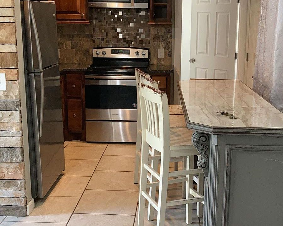 Kitchen and dining area