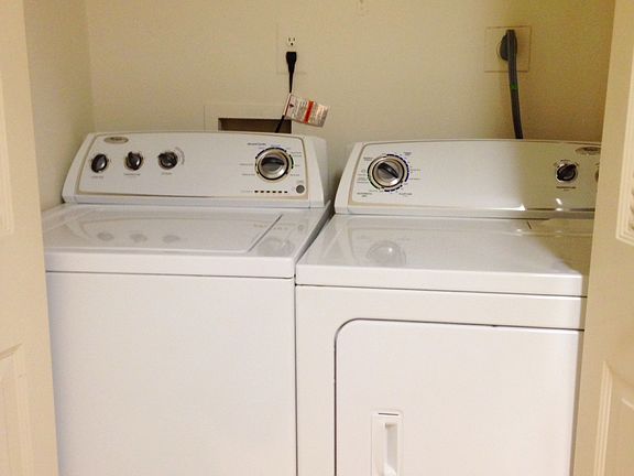 Full Sized Washer/Dryer