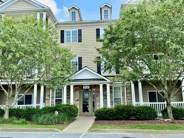 2726 Suncrest Vlg, Morgantown, WV 26505