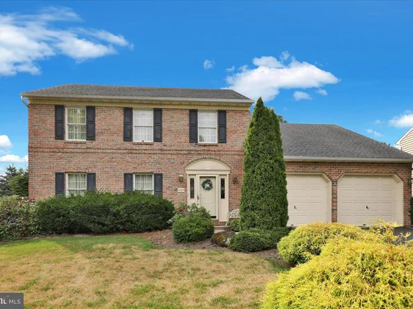 1727 Colony Dr, Wyomissing, PA 19610
