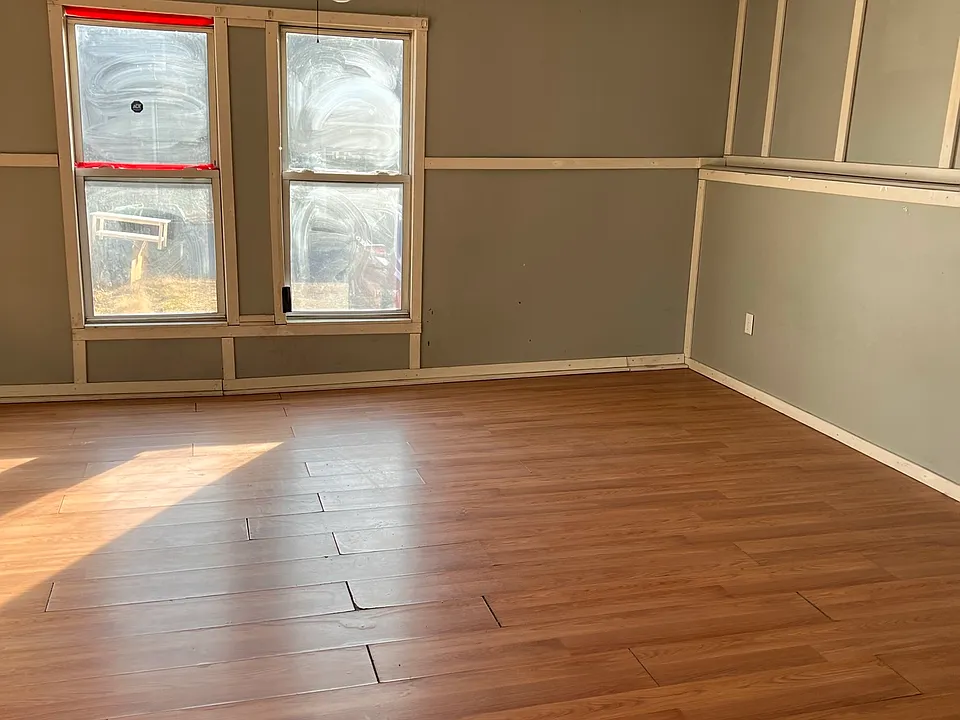 4 Broad St #1B