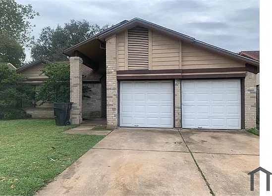 4 bed, 1667 sqft, $2,000 — Photo 1