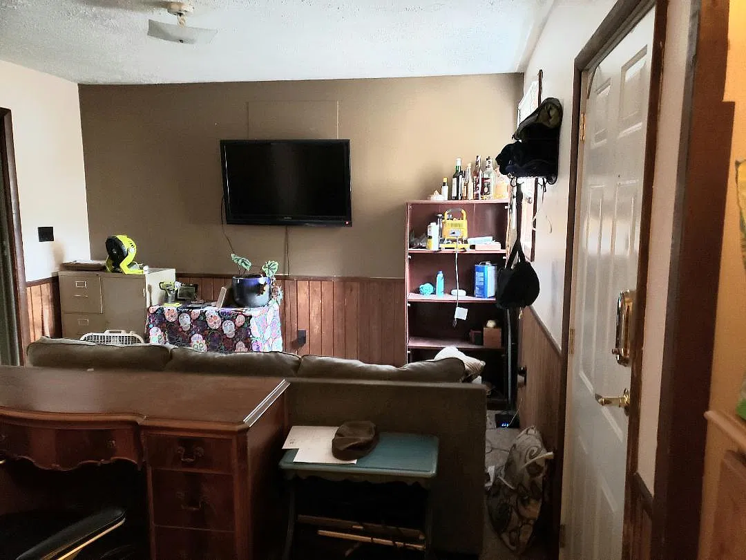 2 bed, 1000 sqft, $800 — Photo 2