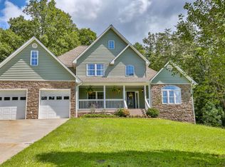 31 Emily Cir, Epworth, GA 30541