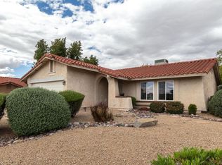 2122 E Redfield Rd, Phoenix, AZ 85022