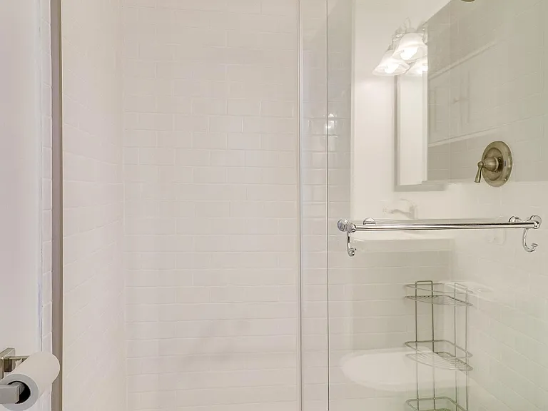 409 Constitution Ave NE #3 — Photo 12