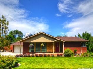 4820 S Kiwana Dr, South Ogden, UT 84403