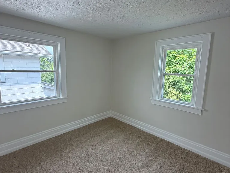 1202 E 20th Ave — Photo 16