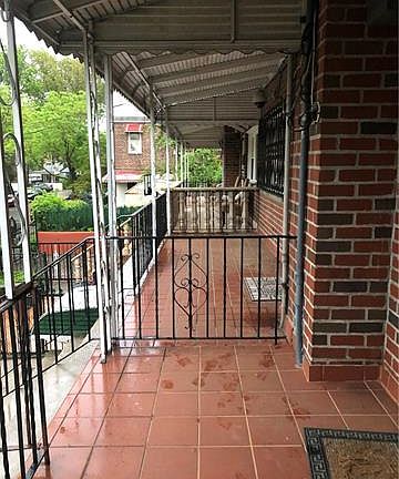 3rd image of 2917 Bouck Ave