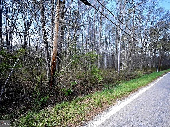 3rd image of 18109 Livingston Rd