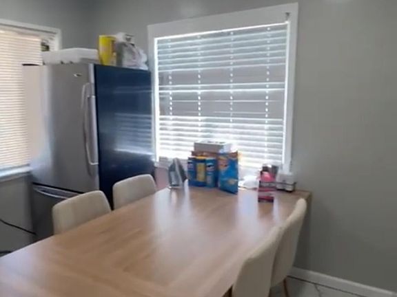 4th image of 4756 Acacia Ave