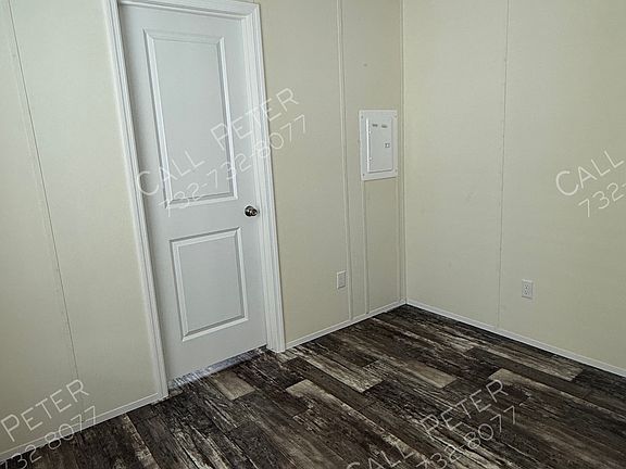 5th image of 21 3rd St