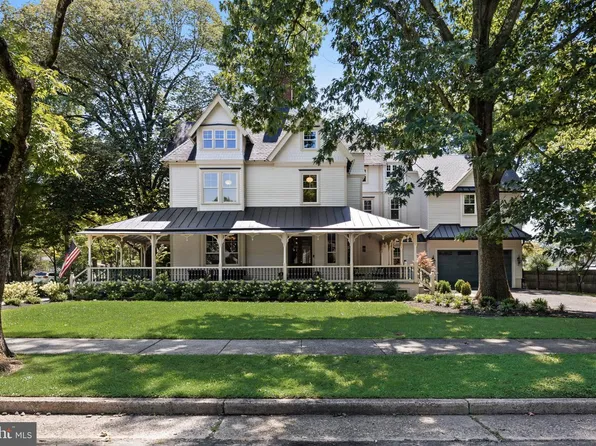 140 E Central Ave, Moorestown, NJ 08057