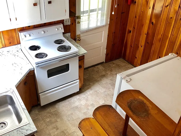1224 Central Ave — Photo 7