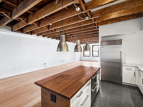3rd image of 100 Wooster St #Penthouse