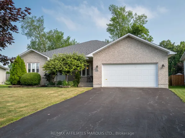 1274 Daprat Ave, Cornwall, ON K6H 6N9